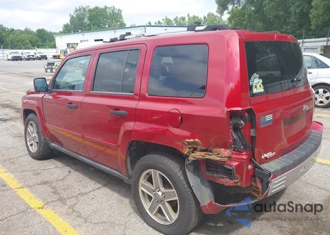 2007 Jeep Patriot Limited z USA, uszkodzony, nr VIN 1J8FF48W47D299898